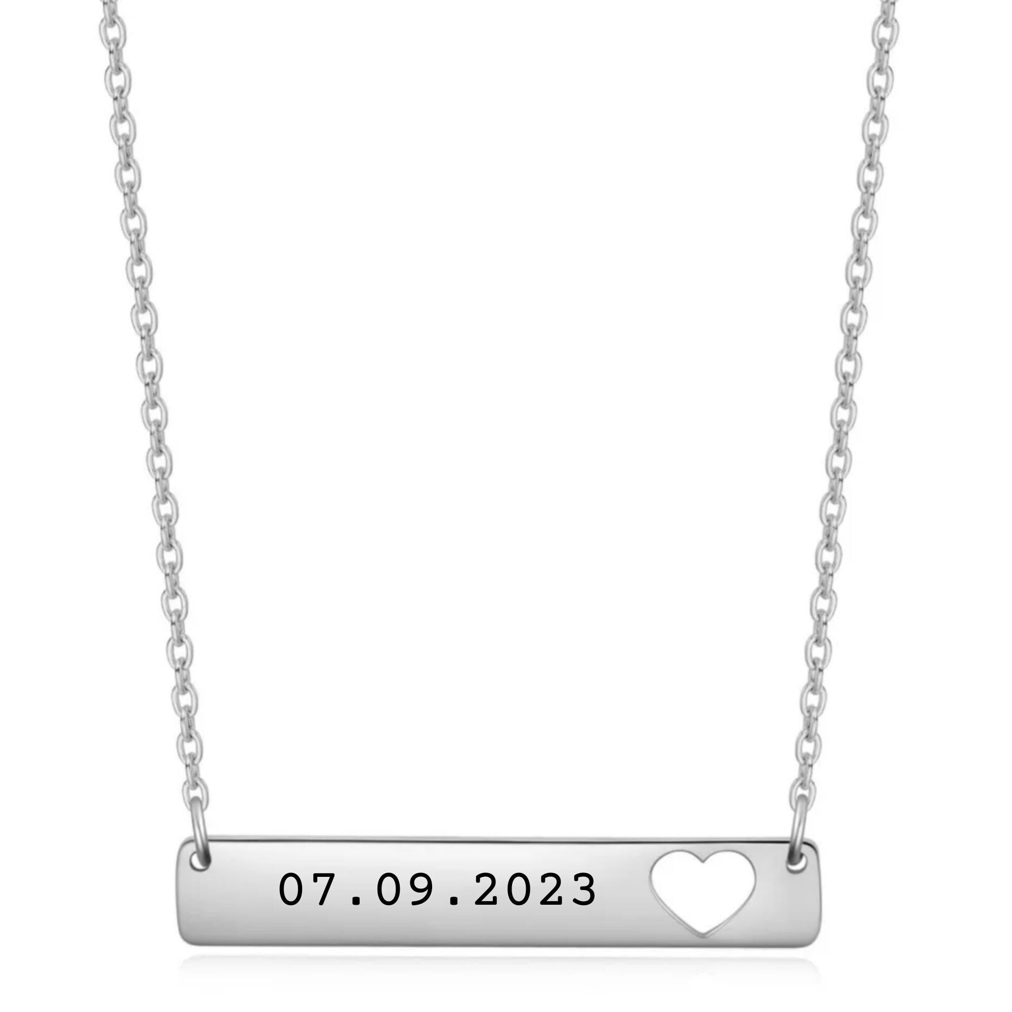 Custom Name Bar Necklace – Engraved Minimalist Jewelry for Her